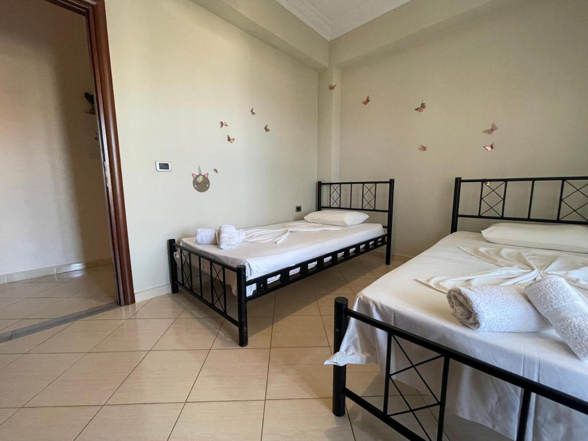 Apartament Zace *